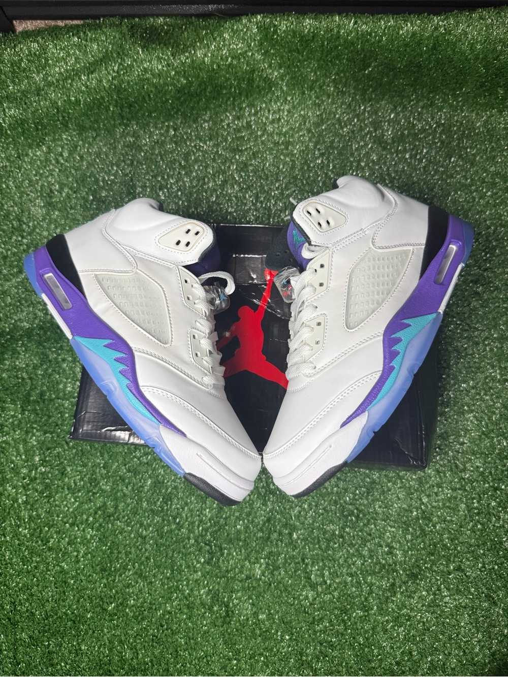 Jordan Retro Basketball Sneakers in White, Purple, Teal